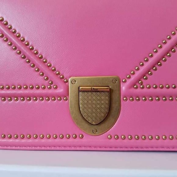 Sold Diorama pink medium gold stud bag handbag - Picture 6 of 7